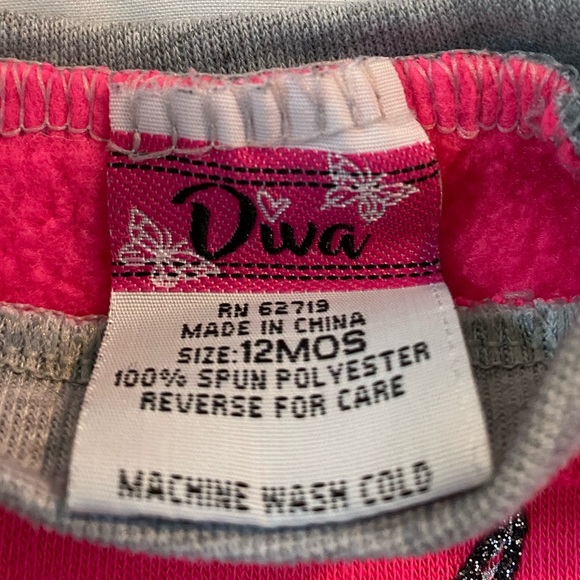 12 MONTH TODDLER BABY GIRL LOVE UNICORNS PINK AND GRAY SWEATSHIRT - Picture 3 of 4